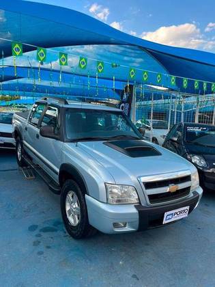 CHEVROLET S10 2.4 ADVANTAGE 4X2 CD 8V FLEX 4P MANUAL CHEVROLET S10 2.4 ADVANTAGE 4X2 CD 8V FLEX 4P MANUAL